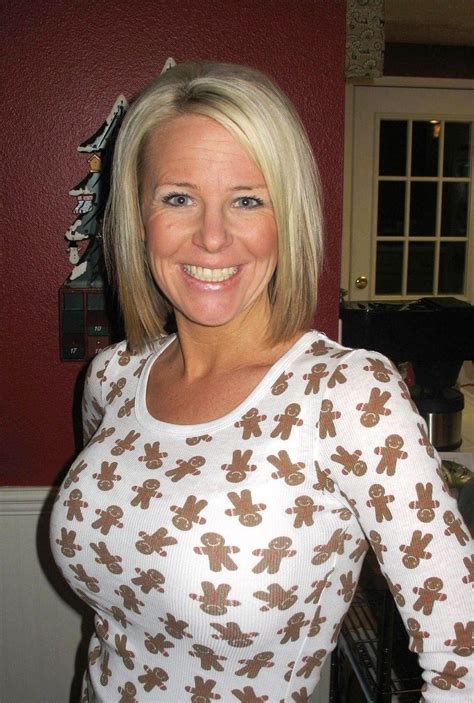 Blonde Milf Big Tits Porn Videos 